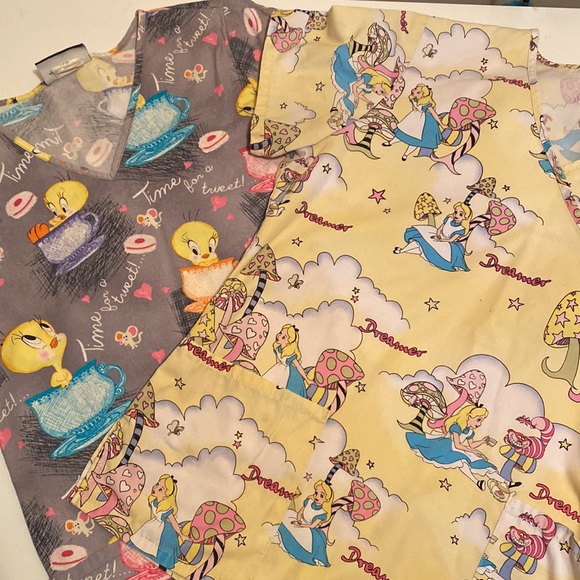 Sold!!!! Poshmark won’t let me delete 🤷🏻‍♀️ - Picture 9 of 9